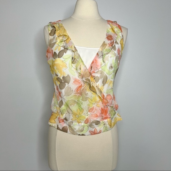 Loft floral print sleeveless ruffle neckline blouse, Size 6p - Picture 1 of 9